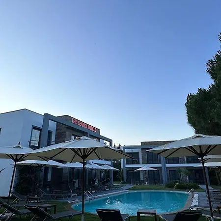 Hotell The Search 4*